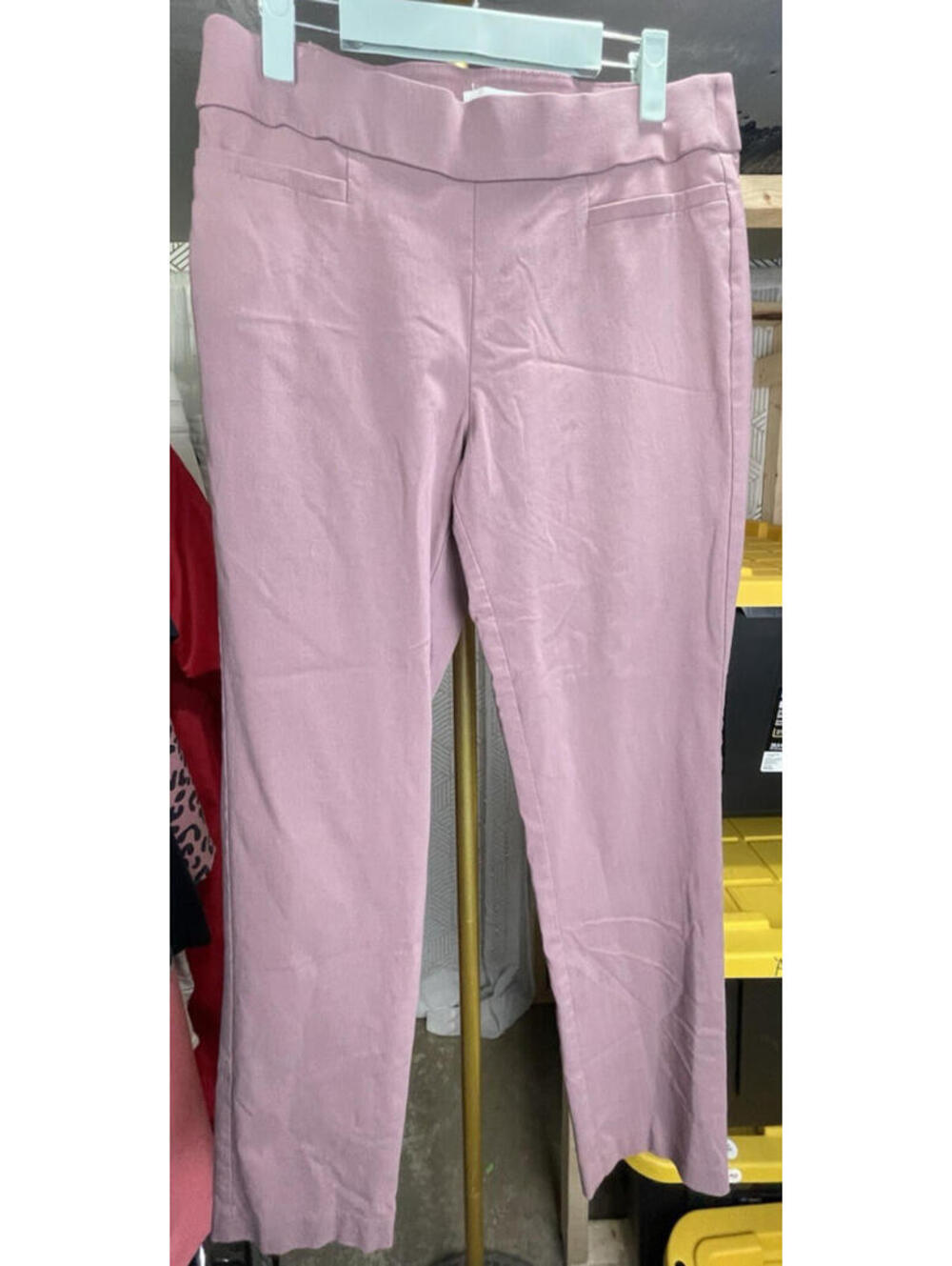 Liz Claiborne Pink Mauve Pull On Chino Pants Size 6 Straight Leg Stretch Comfort